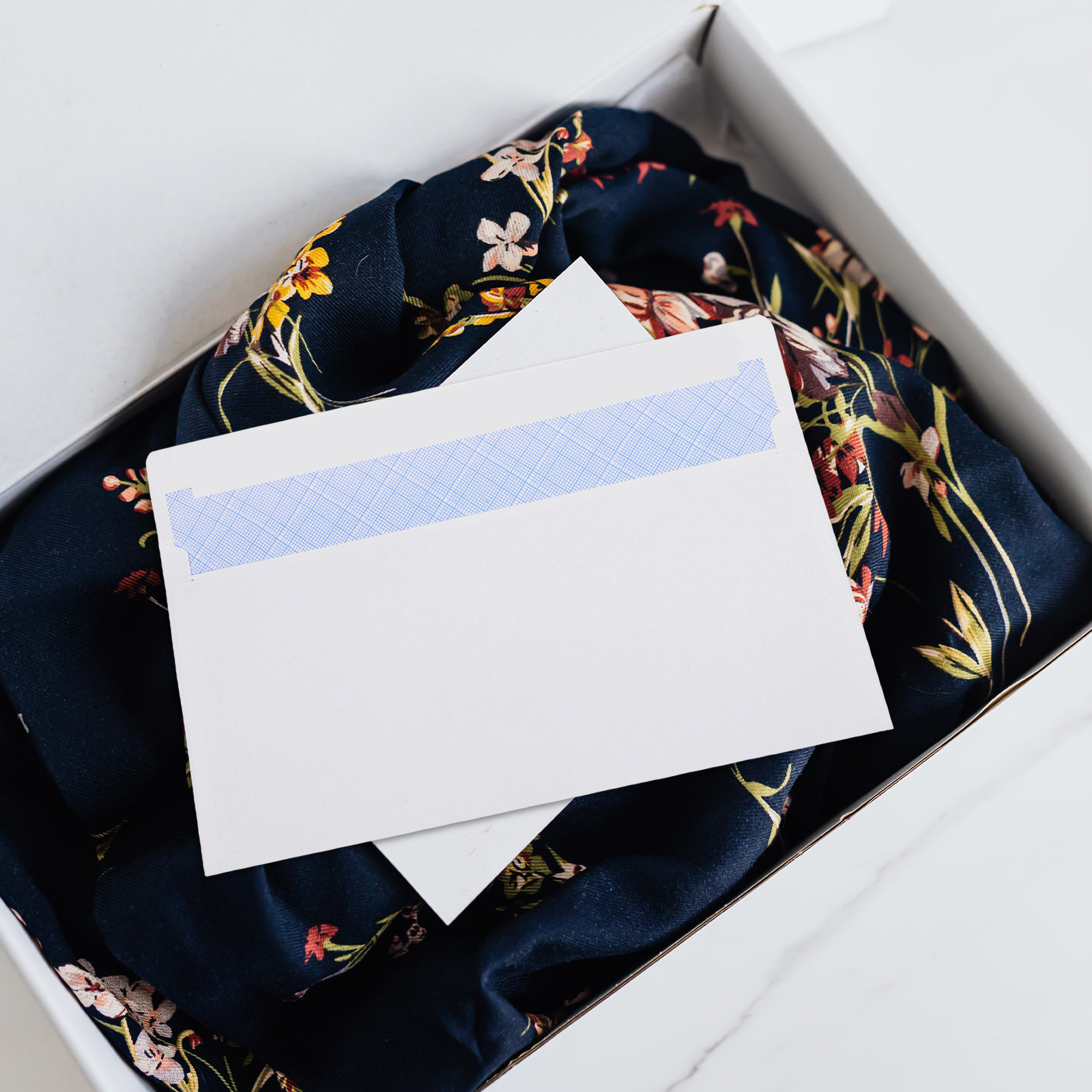 50 Buste Bianche Autoadesive p - Letter Envelope Kraft recensione e prezzo